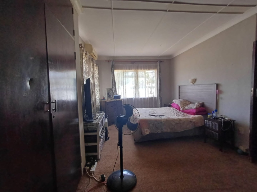 3 Bedroom Property for Sale in Roosheuwel North West